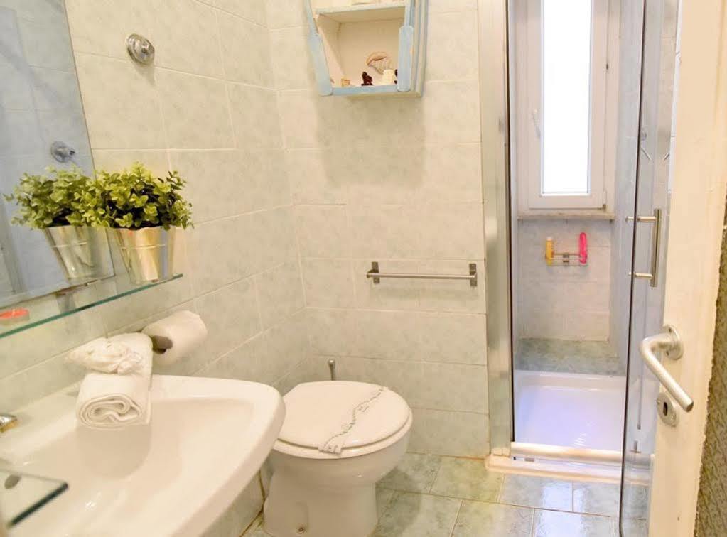 Mameli Hotel Rome Bagian luar foto