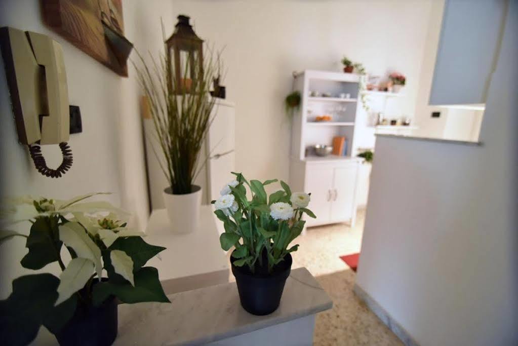 Mameli Hotel Rome Bagian luar foto